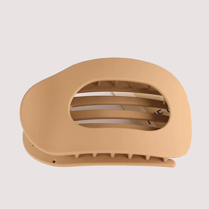 🎁Casual Versatile Solid Colour Lay Flat Hair Clip
