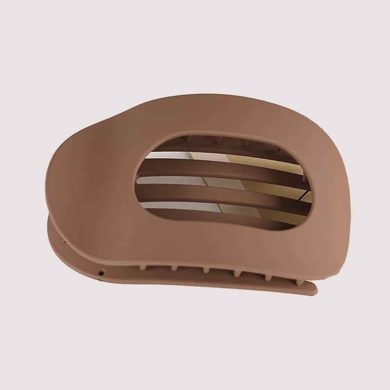 🎁Casual Versatile Solid Colour Lay Flat Hair Clip