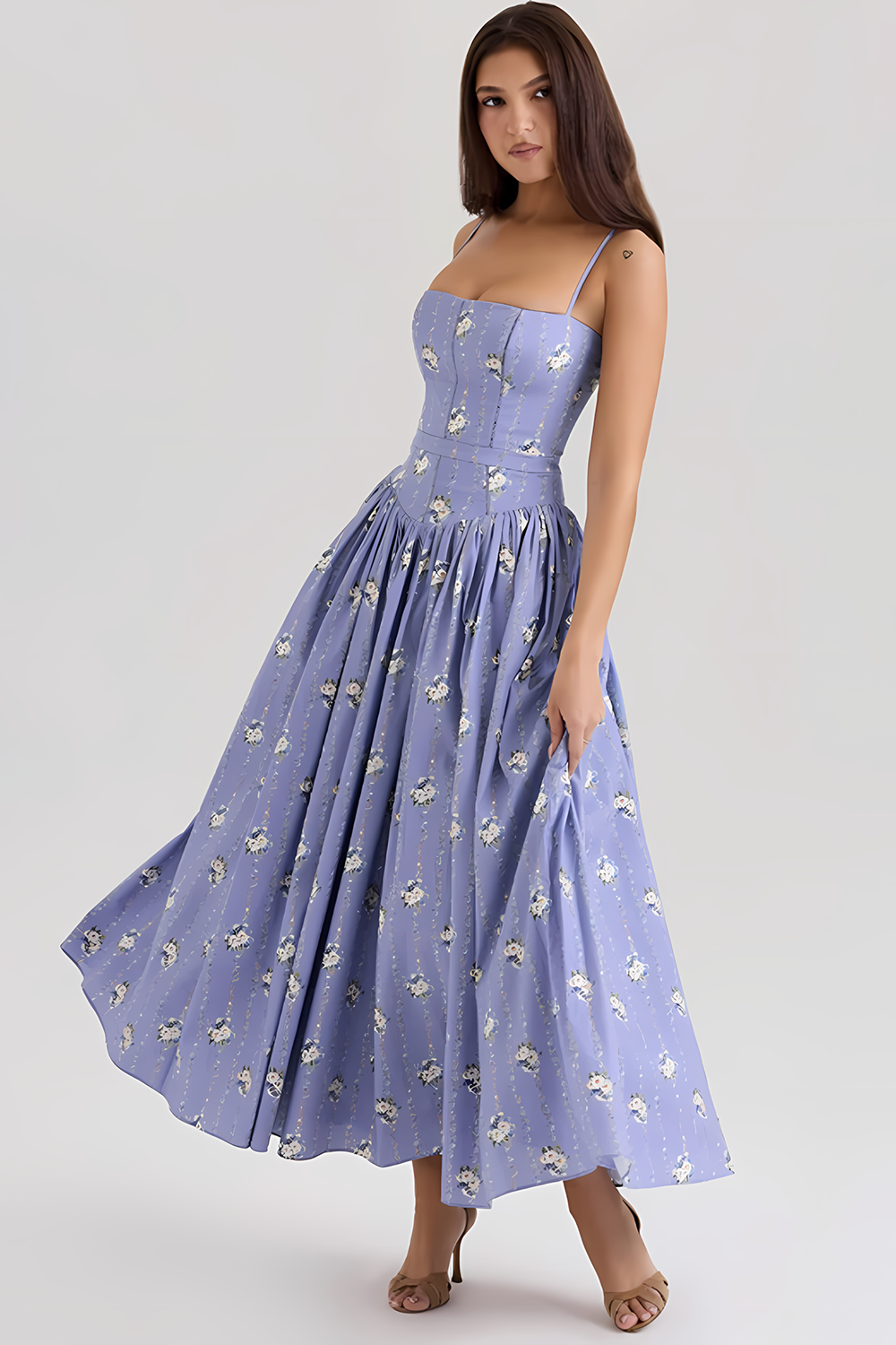 Elegant Strapless Floral Dress👗