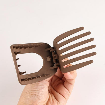🎁Casual Versatile Solid Colour Lay Flat Hair Clip
