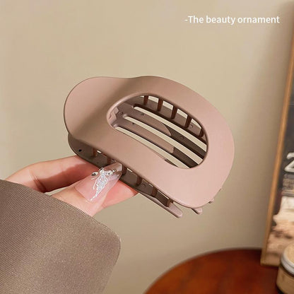 🎁Casual Versatile Solid Colour Lay Flat Hair Clip