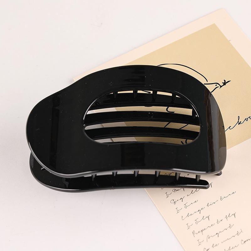 🎁Casual Versatile Solid Colour Lay Flat Hair Clip