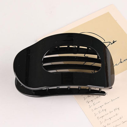 🎁Casual Versatile Solid Colour Lay Flat Hair Clip