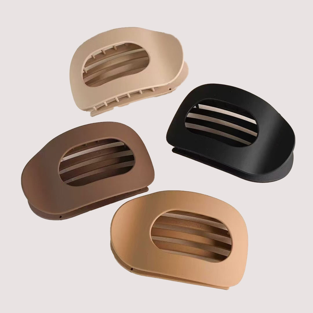 🎁Casual Versatile Solid Colour Lay Flat Hair Clip